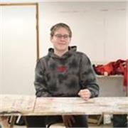 Etudiant en Arts Plastiques, aide pour primaire /collège/lycée, musique.