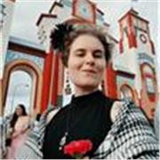 Hablante nativa de Ruso. Ingles como segunda lengua.