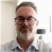 Commerce public en formation adultes sur des titres pro EC et CV