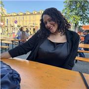 Offro lezioni di tutte le materie a bambini delle elementari e ragazzi delle medie. A studenti liceali ma non materie scientifiche