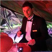 Insegnante di batteria impartisce lezioni di Batteria per tutti i livelli