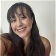 Una persona muy abierta, muy atenta y paciente! A niños y adultos 