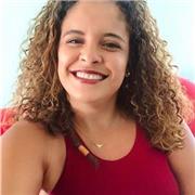 Enfermeira ensina técnico de enfermagem