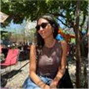 Profesora de derecho y materias a fines