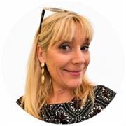 Especialista en Marketing Digital y creación de contenidos, apasionada por enseñar estrategias reales, creativas y actuales.