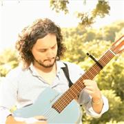 Músico de Rosario da clases de guitarra criolla, acústica y eléctrica