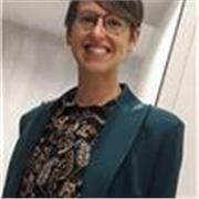 Studentessa universitari disponibile per ripetizioni in scienze naturali e matematica