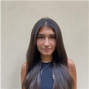 Laureanda in comunicazione, con titolo di studio di liceo classico offre ripetizioni di italiano, ma anche inglese