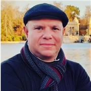 Insegnante madrelingua spagnolo con 12 anni de esperienza nel campo dell’insegnamento dell’inglese L2 e studiando per un master nell’insegnamento dello spagnolo L2 offre lezione private di conversazione, pronuncia e analisi sintattica a Naturno e località
