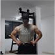 Quieres ganar masa muscular, reducir grasa corporal y mejorar tu salud y estado físico. Contáctame