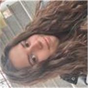 Educadora infantil, monitora de aula matinal y estudiante de maestra en educación infantil.