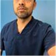 Médico especialista con experiencia en docencia