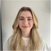 English literature tutor offering online tutoring to GCSE and A Level students. 