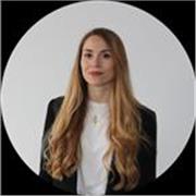 Soy una persona muy dinámica que da clases de derecho a todo tipo de niveles 