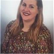 Profesora de inglés hasta nivel B2. Licenciada en Filología Inglesa y Turismo.