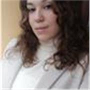 Soy estudiante del quinto y último año del doble grado de Filología Hispánica y Estudios Ingleses. 