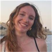 Profesora de Química,  Matemáticas y Física apto para estudiantes de primaria, educación secundaria y bachillerato. 