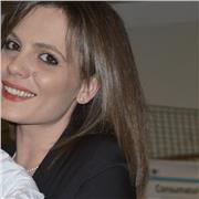 Docente, laureata in scienze politiche e laureanda in scienze della formazione primaria impartisce lezioni per studenti ogni grado