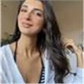 Yoga ile yeni bir dünyaya açılmak ister misin? Eğlenmek ve keşfetmek için seni bekliyorum. 