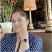 Fun, respectful, responsible, mature, team-worker, I love to share my ideas and expand my knowledge, I have a 12 year old child who I support and help with his English studies and homework, I am ready to teach others English 