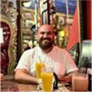 ingenierio en construccion estudiante de pedagogia para profesionales en universidad alberto hurtado