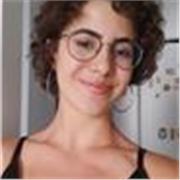 Profesora granadina de inglés, con interés en enseñar idiomas de una forma dinámica, a todos los públicos.