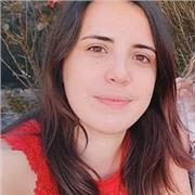 Graduada en Educación Infantil, profesora de academia y de clases particulares, imparto clases presenciales