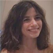 Laureata in Lettere e Arte offre lezioni a studenti liceali che dovranno affrontare la maturità