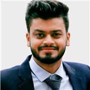 Friendly and dedicated English tutor offering personalized lessons to improve speaking, grammar, writing and overall communication
