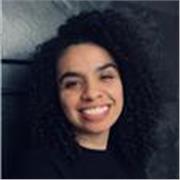 Pianista con Máster en Pedagogía – Clases personalizadas de piano en Santiago