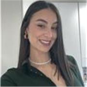 Soy estudiante en el grado de Química en Málaga, es mi cuarto año de carrera, y me gustaría ayudar a niñ@s a entender la Química