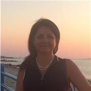 Docente di matematica impartisce lezioni di matematica per studenti di istituti tecnici, professionali e liceo classico