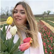 Laureata in psicologia ed Educatrice svolgo ripetizioni e sono tutor didattico