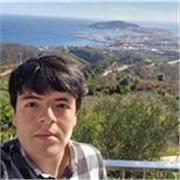 Profesor en Matemáticas y en algunas materias de ciencias con más de 2 años de experiencia, imparte clases de forma presencial.