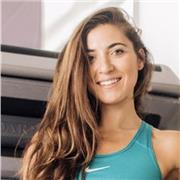 Entrenadora personal titulada y dietista, especialista en regulación del sistema nervioso. Con ROPEC