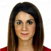 Graduada en Conservatorio, Educación Primaria, Máster del profesorado y doctoranda.