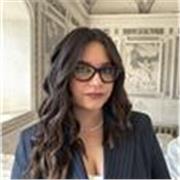 Insegnante di lettere con 7 anni di esperienza offre ripetizioni di italiano, storia, geografia, greco, latino per qualsiasi età.