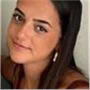 Estudiante de diseño que ya ha acabado los estudios obligatorios y  bachillerato social con muy buena media 