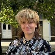 I'm a current university student happy to help with anyone struggling with GCSE Biology! 