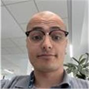 Persona joven con ganas de echar un cable siempre que se pueda