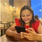 Laureata in materie umanistiche, lavoro come educatrice da cinque anni. Dolce e attenta ai bisogni di ogni studente