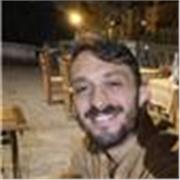 Laureato in biologia e professore in una scuola secondaria di primo grado impartisco ripetizioni di matematica e scienze