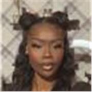 Personne d’origine Nigerianne, bilingue depuis toute petite