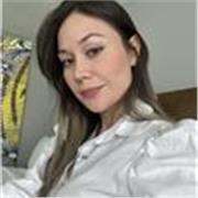 Sonó madrelingua spagnola e insegnante. Ho Oltra 10 anni di esperienza. Offro lezioni a persone di turre le età