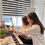 Profesora de Piano Particular Para Niños