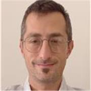 Cerchi aiuto per i tuoi compiti? Ha bisogno di qualcuno per ripetere?