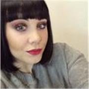 Insegnante di Italiano con background artistico-comunicativo contattami