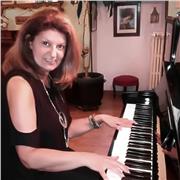 Impartisco lezioni di pianoforte e solfeggio presso il mio domicilio in Torino, Metro Vinzaglio