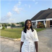 Je suis Gertrude Bampoe -Addo, ghanéenne, et j'ai enseigné l'anglais au collège méthodiste Bethel pendant les cinq dernières année