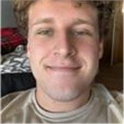 Opositor para el ejército y ex estudiante de ingeniería electronica